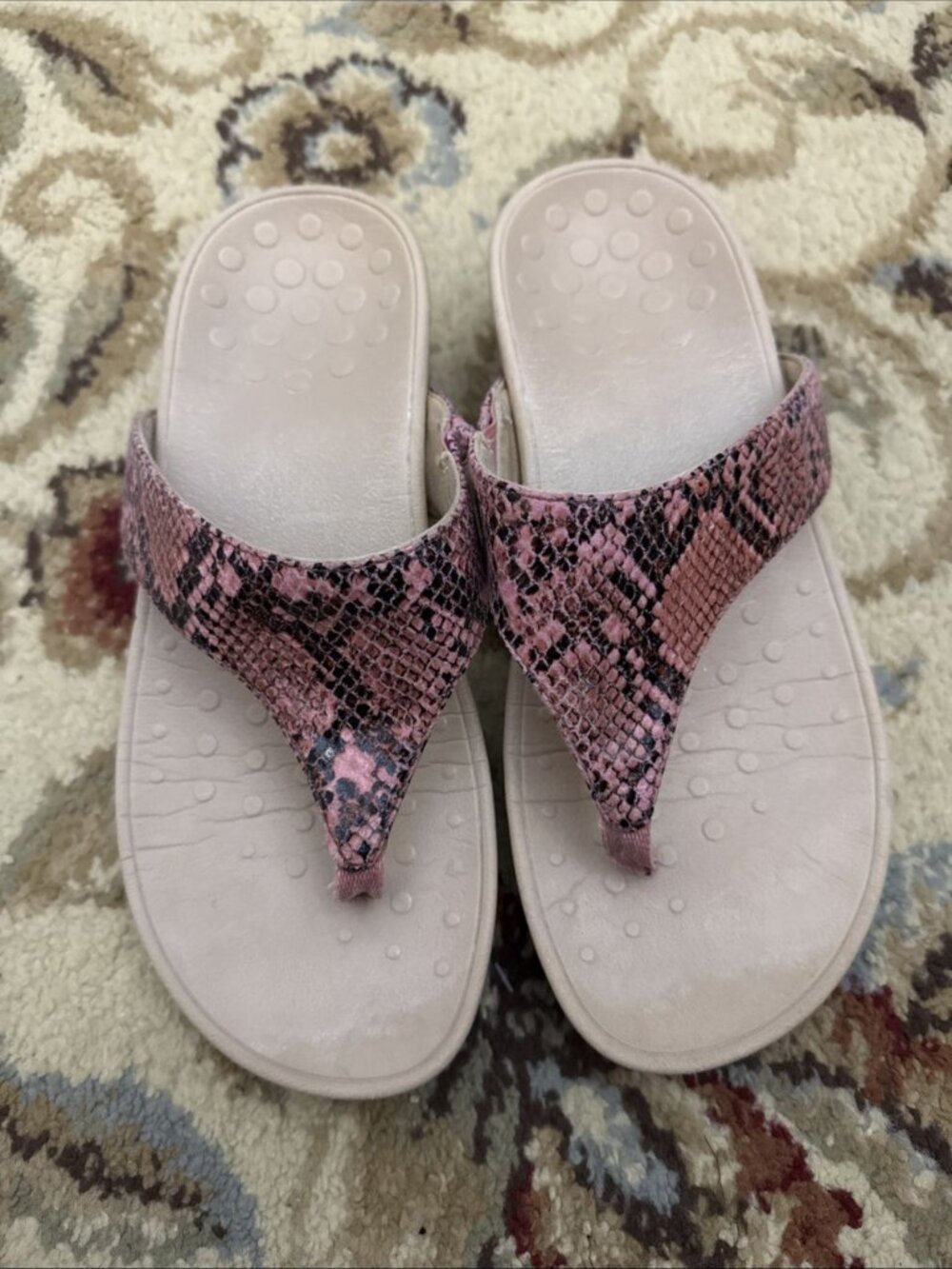 VIONIC Naples Thong Sandal Size 9 Pink Snakeskin